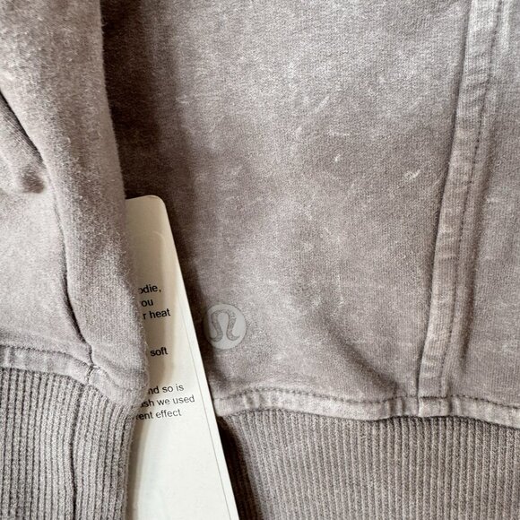 Lululemon Size 8 Scuba Crew White Washed Dark Chrome Cozy Cotton Terry - Picture 7 of 8